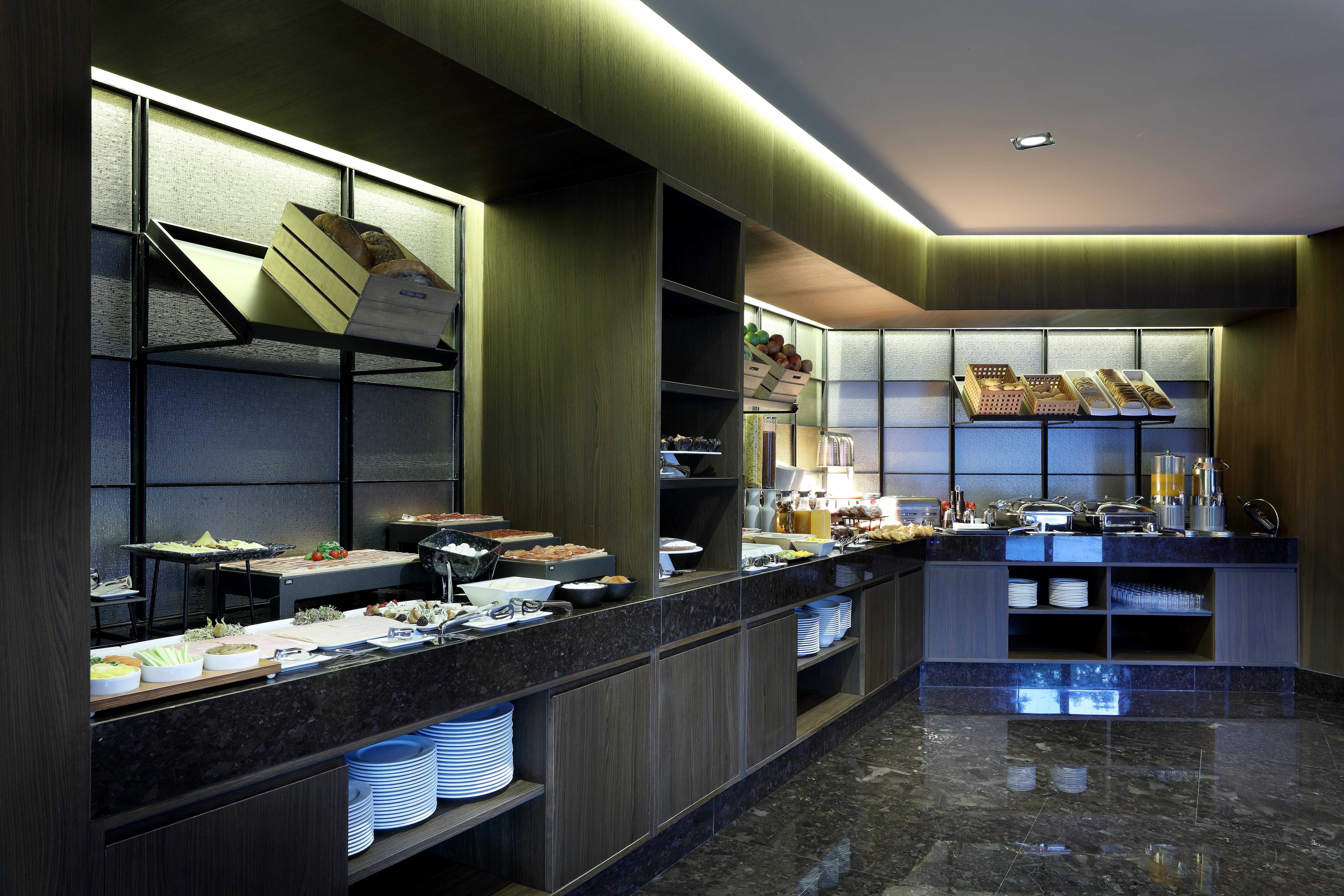 ยูโรสตาร์ วอชิงตัน เออร์วิง Hotel กรานาดา ภายนอก รูปภาพ The buffet at the lounge