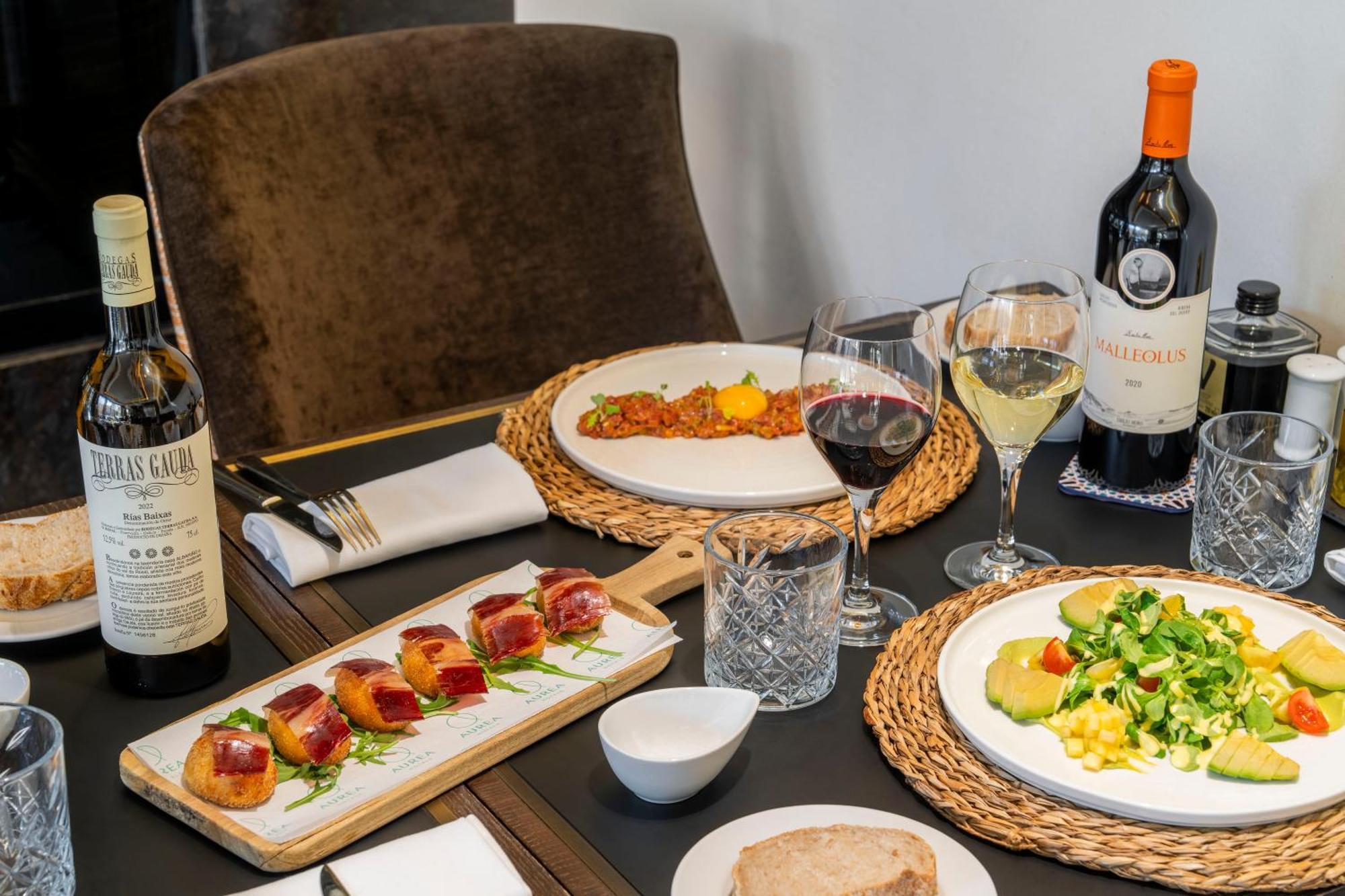 ยูโรสตาร์ วอชิงตัน เออร์วิง Hotel กรานาดา ภายนอก รูปภาพ A selection of dishes from the restaurant